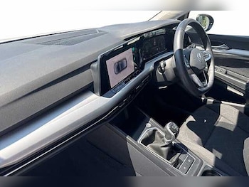 Used Volkswagen Golf 2024 for sale - 78976186: Photo