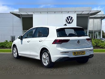 Used Volkswagen Golf 2024 for sale - 78976186: Photo