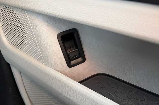 Used Volkswagen ID.Buzz 2023 for sale - 77328930: Photo 24