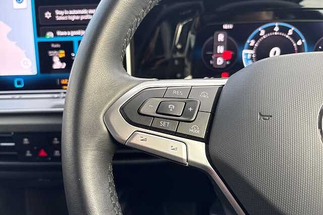 Used Volkswagen Golf 2025 for sale - 77201093: Photo 15