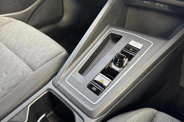 Used Volkswagen Golf 2025 for sale - 77201093: Photo 18