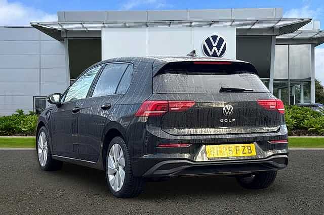 Used Volkswagen Golf 2025 for sale - 77201093: Photo 3