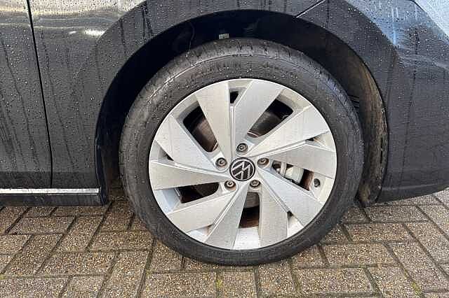 Used Volkswagen Golf 2025 for sale - 77201093: Photo 5