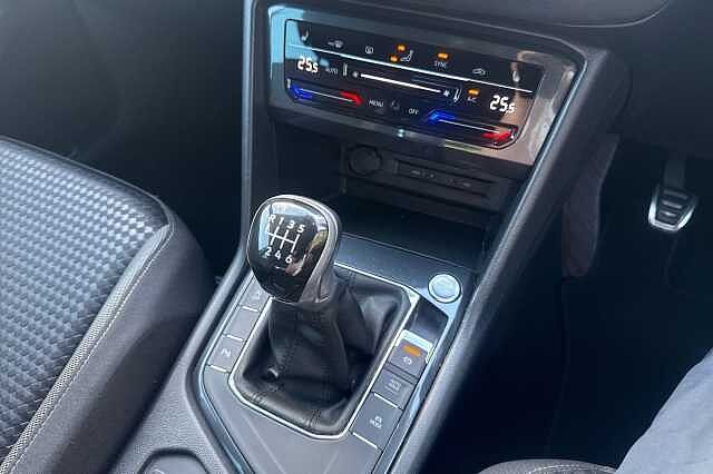 Used Volkswagen Tiguan 2022 for sale - 76010555: Photo 19