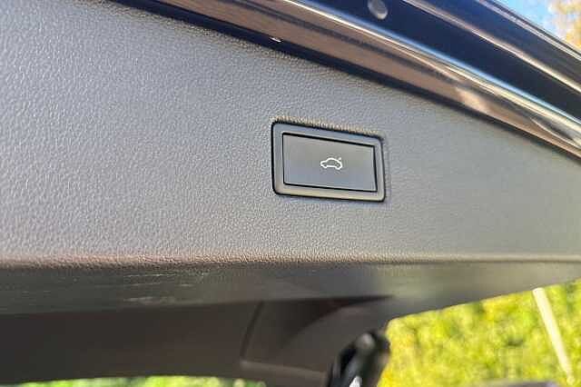 Used Volkswagen Tiguan 2022 for sale - 76010555: Photo 24