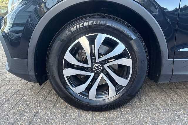 Used Volkswagen Tiguan 2022 for sale - 76010555: Photo 5