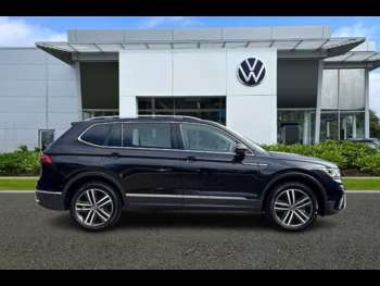 Used Volkswagen Tiguan Allspace 2023 for sale - 74530086: Photo