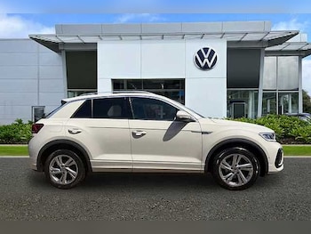 Used Volkswagen T-Roc 2022 for sale - 79104547: Photo