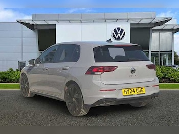 Used Volkswagen Golf 2024 for sale - 78413500: Photo