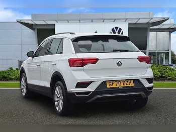 Used Volkswagen T-Roc 2020 for sale - 77129327: Photo