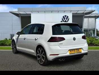 Used Volkswagen Golf 2019 for sale - 74552693: Photo