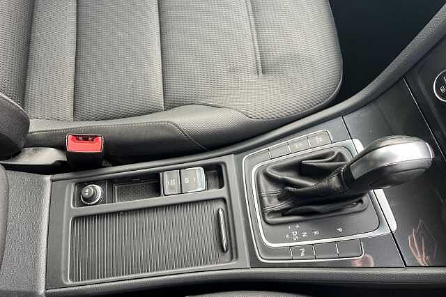 Used Volkswagen Golf 2020 for sale - 76445952: Photo 19