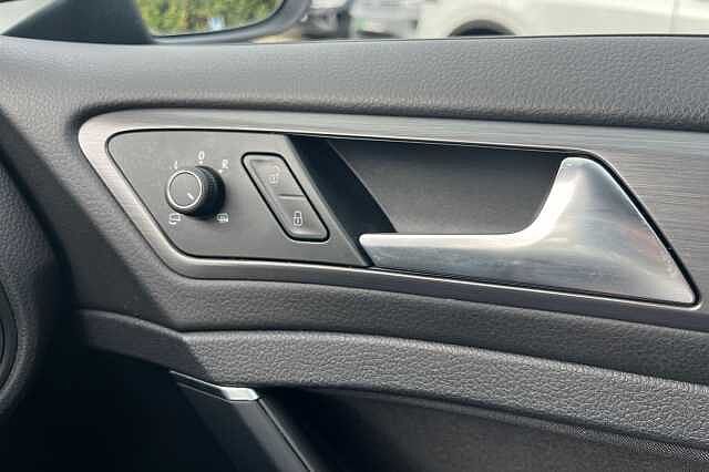 Used Volkswagen Golf 2020 for sale - 76445952: Photo 26