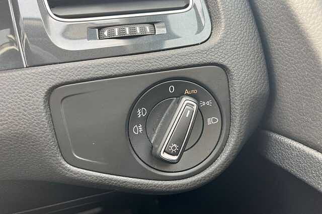 Used Volkswagen Golf 2020 for sale - 76445952: Photo 29