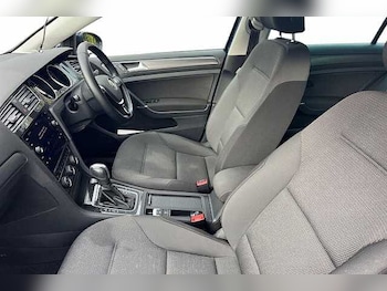 Used Volkswagen Golf 2020 for sale - 76445952: Photo