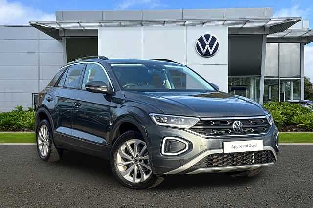 Used Volkswagen T-Roc 2025 for sale - 76082165: Photo 1