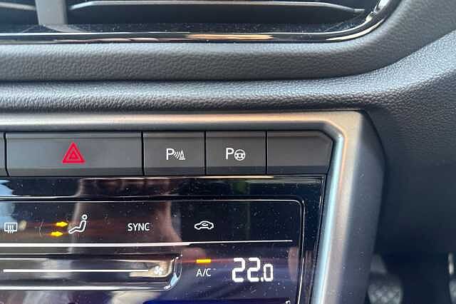 Used Volkswagen T-Roc 2025 for sale - 76082165: Photo 24