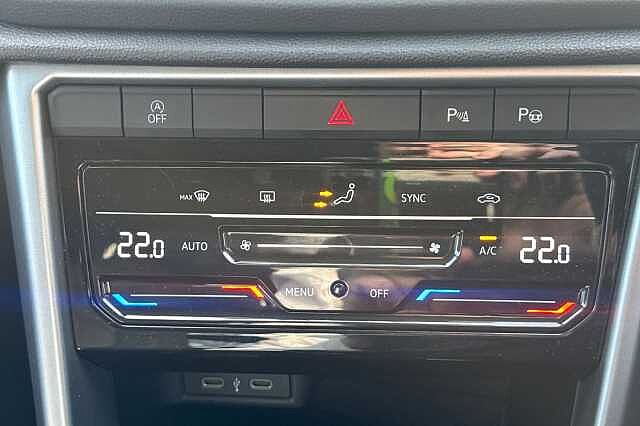 Used Volkswagen T-Roc 2025 for sale - 76082165: Photo 25