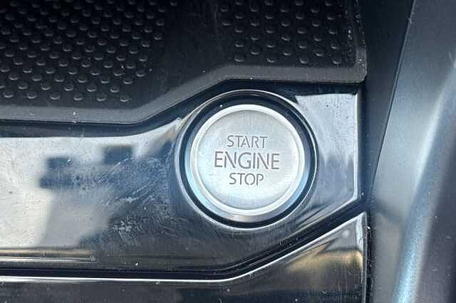 Used Volkswagen T-Roc 2025 for sale - 76082165: Photo 27