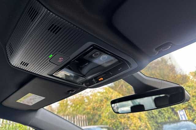 Used Volkswagen ID.3 2025 for sale - 76974126: Photo 32