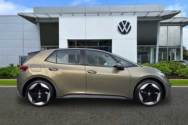 Used Volkswagen ID.3 2025 for sale - 76974126: Photo 4
