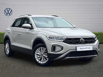 Used Volkswagen T-Roc 2022 for sale - 77650362: Photo