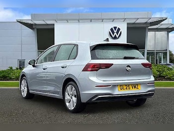 Used Volkswagen Golf 2025 for sale - 77921152: Photo