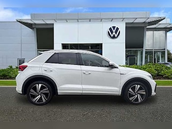 Used Volkswagen T-Roc 2022 for sale - 77423189: Photo