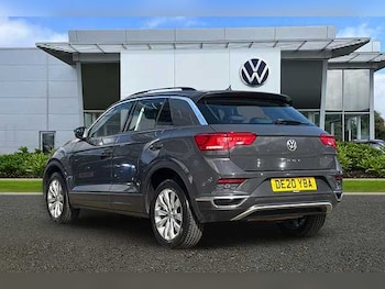 Used Volkswagen T-Roc 2020 for sale - 77806986: Photo