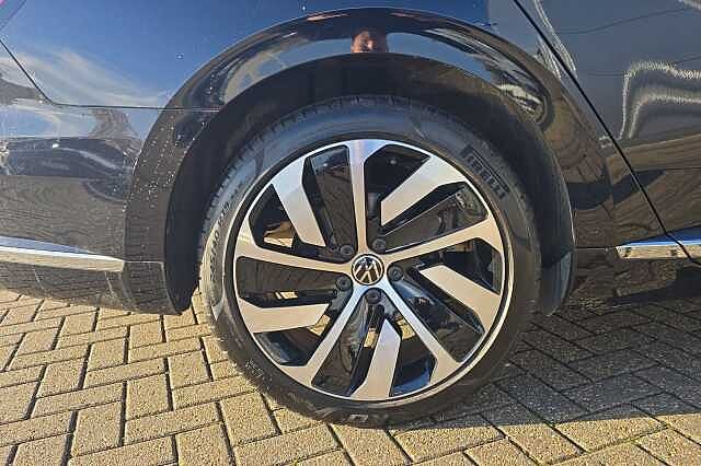 Used Volkswagen Arteon 2024 for sale - 76719509: Photo 32