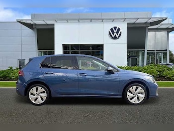 Used Volkswagen Golf 2024 for sale - 76069830: Photo 4