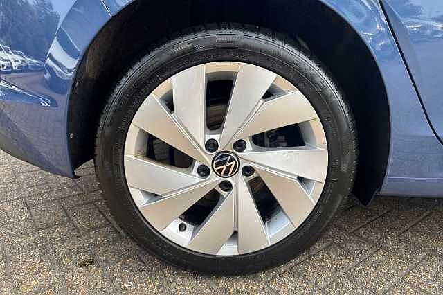 Used Volkswagen Golf 2024 for sale - 76069830: Photo 5