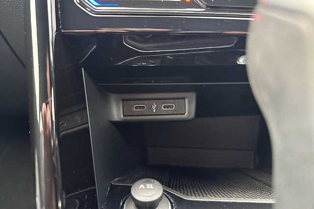 Used Volkswagen T-Roc 2022 for sale - 76643165: Photo 25