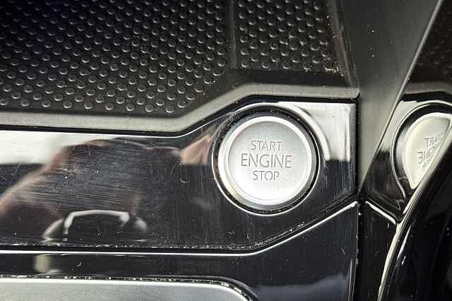 Used Volkswagen T-Roc 2022 for sale - 76643165: Photo 26