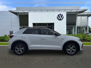 Used Volkswagen T-Roc 2022 for sale - 76643165: Photo