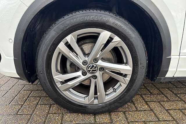 Used Volkswagen T-Roc 2022 for sale - 76643165: Photo 5