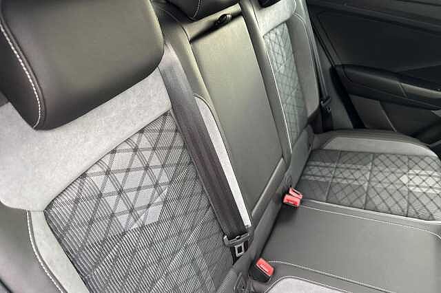 Used Volkswagen T-Roc 2022 for sale - 76643165: Photo 8