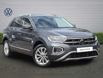 Used Volkswagen T-Roc 2022 for sale - 78888754: Photo