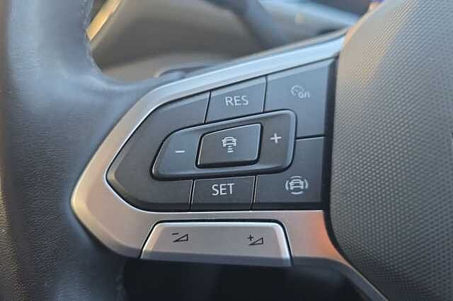 Used Volkswagen T-Roc 2022 for sale - 76559636: Photo 15