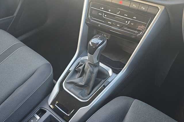 Used Volkswagen T-Roc 2022 for sale - 76559636: Photo 19