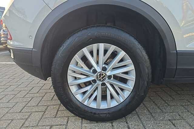 Used Volkswagen T-Roc 2022 for sale - 76559636: Photo 24