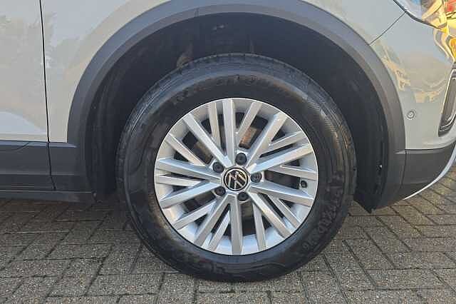 Used Volkswagen T-Roc 2022 for sale - 76559636: Photo 5