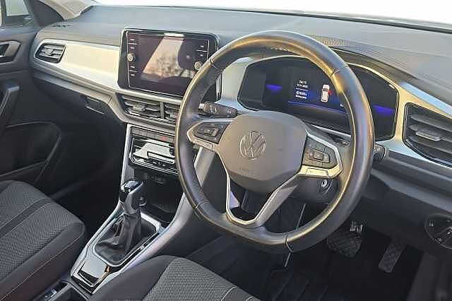 Used Volkswagen T-Roc 2022 for sale - 76559636: Photo 6