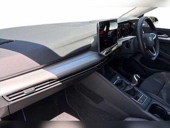 Used Volkswagen Golf 2024 for sale - 79346470: Photo