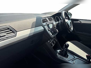 Used Volkswagen Tiguan 2020 for sale - 79205955: Photo