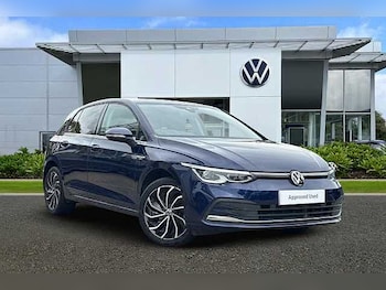 Volkswagen - Golf