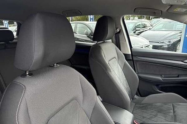 Used Volkswagen Golf 2023 for sale - 76082162: Photo 33