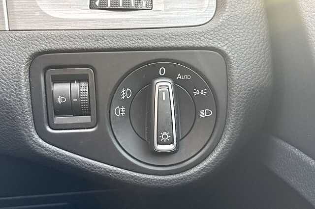 Used Volkswagen Golf 2016 for sale - 77172939: Photo 22