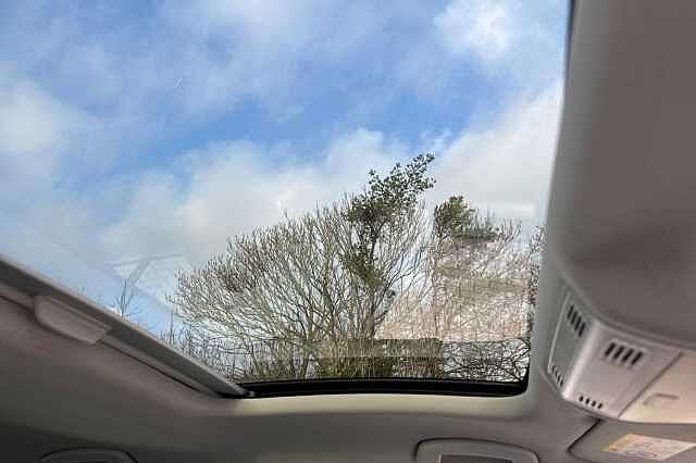 Used Volkswagen Golf 2016 for sale - 77172939: Photo 31