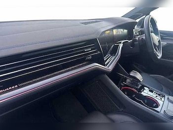 Used Volkswagen Touareg 2024 for sale - 76706671: Photo